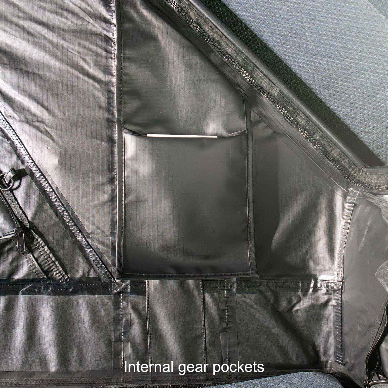 23ZERO Armadillo AX3 – Aluminum Hard Shell Rooftop Tent