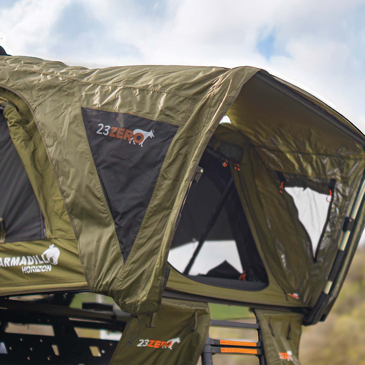 23ZERO Armadillo Horizon 3 – Left-Opening Hardshell Rooftop Tent