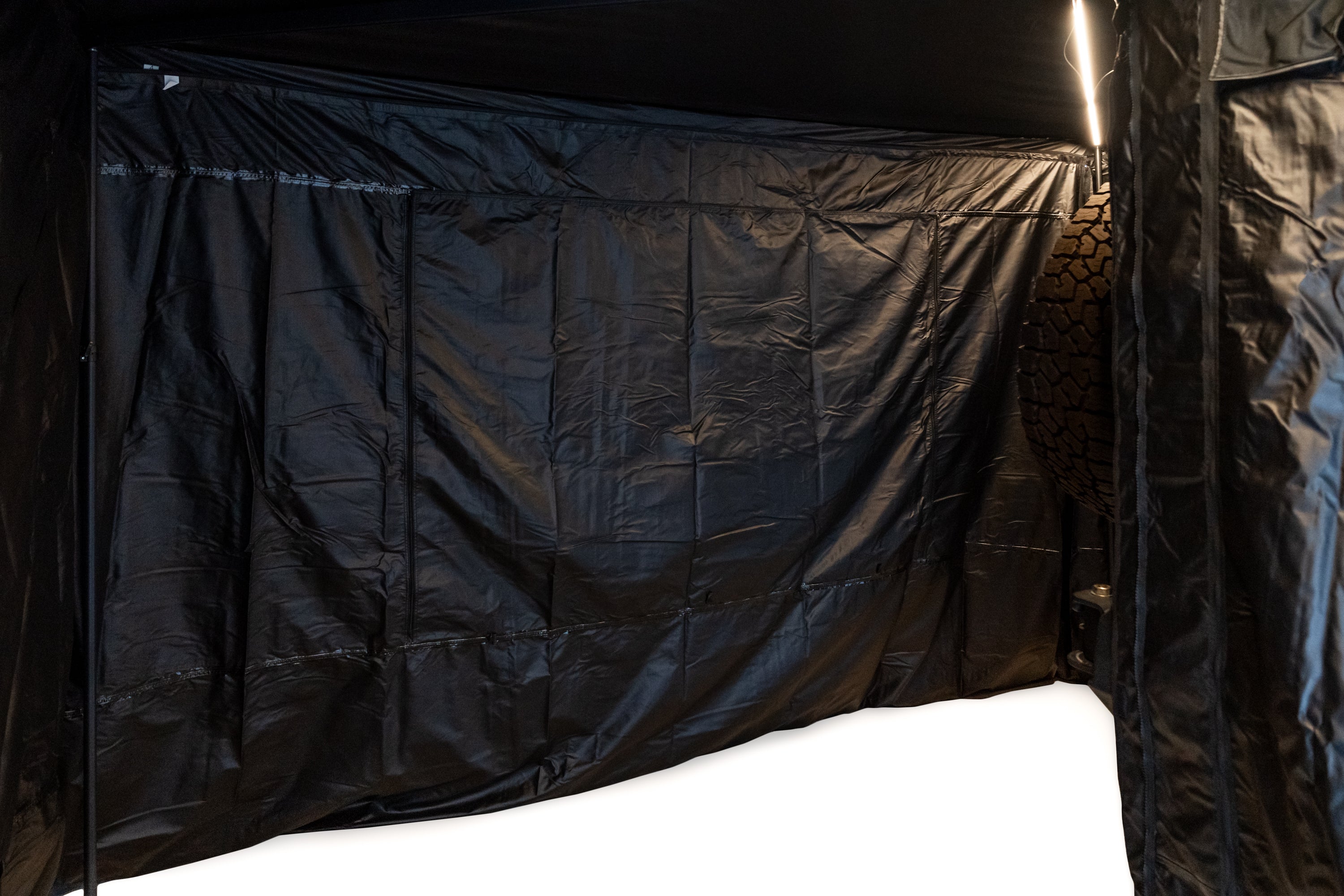 FreeSpirit 270 Vehicle Awning V2 – Wall Kit Accessory