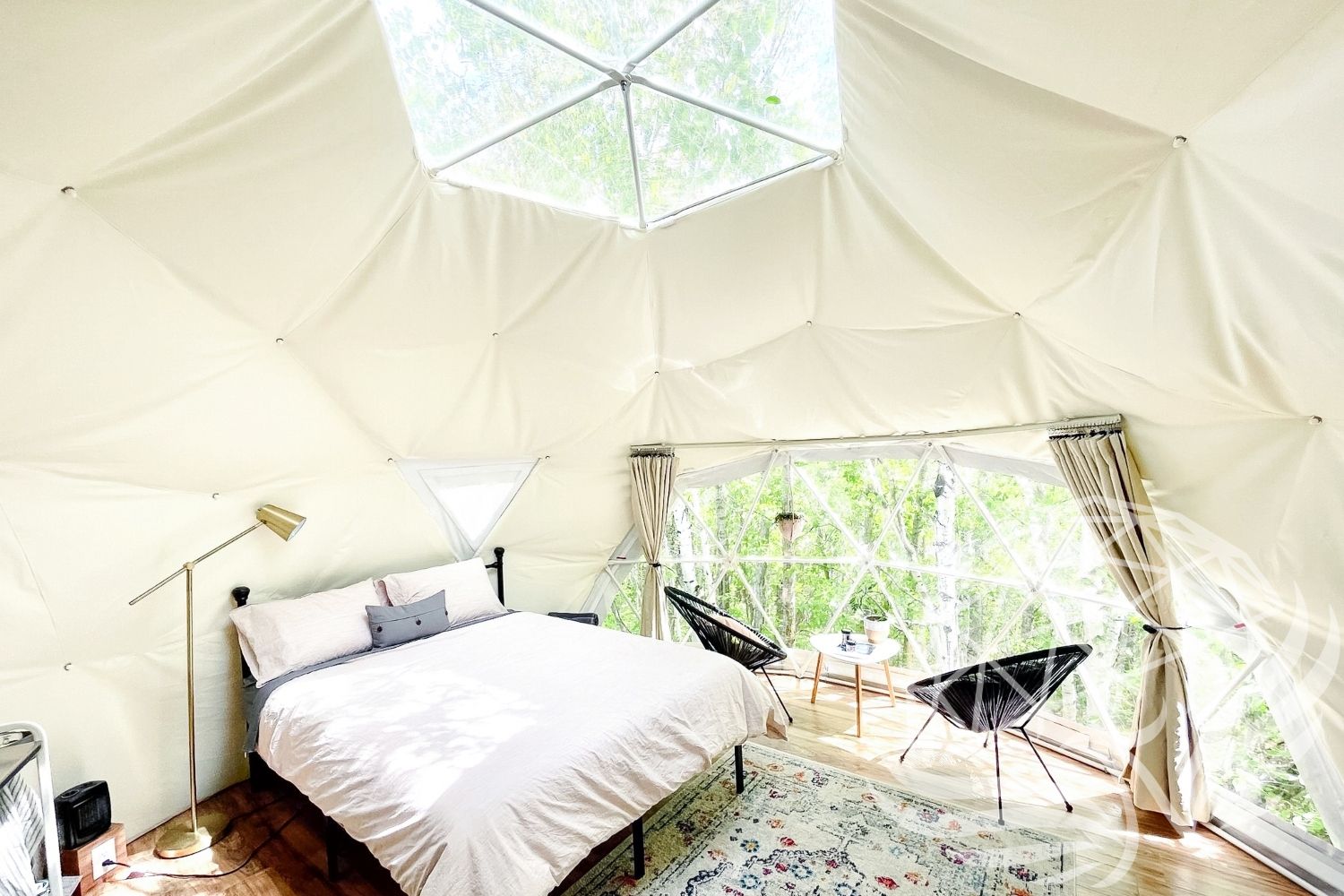 16ft / 5m / 210 sqft All Season Glamping Dome