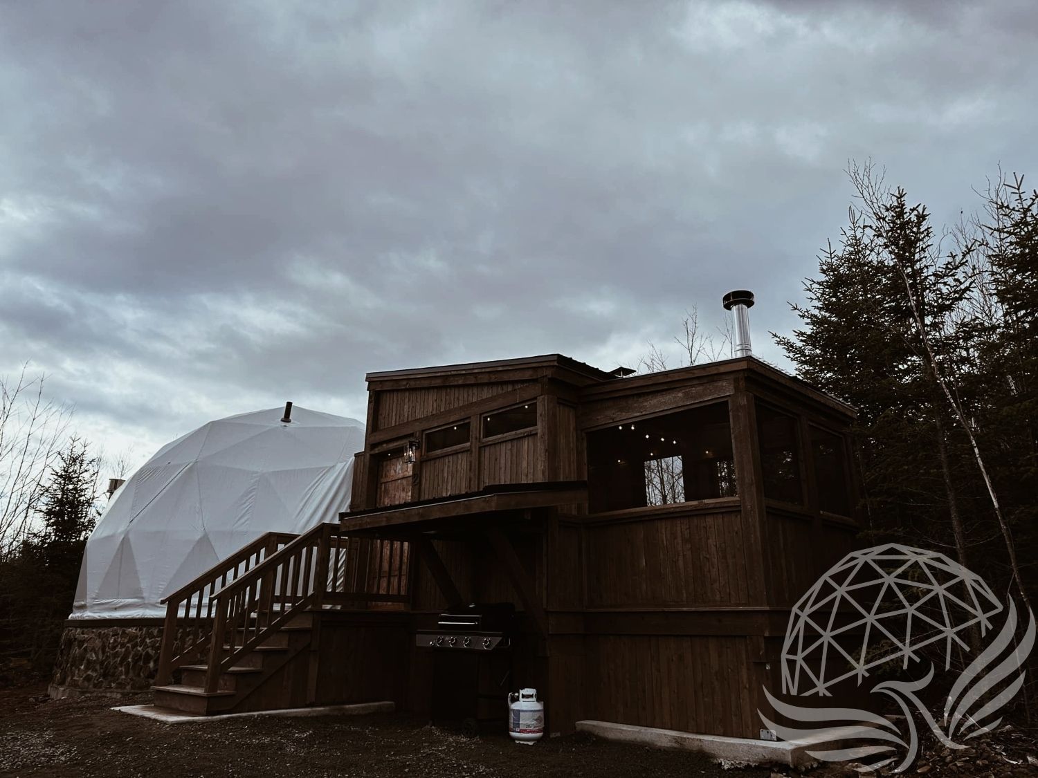 20ft / 6m / 290sqft All Season Glamping Dome
