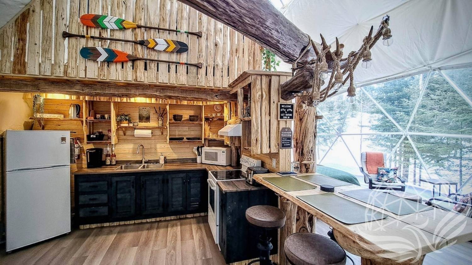 26ft / 8m / 520 sqft All Season Glamping Dome