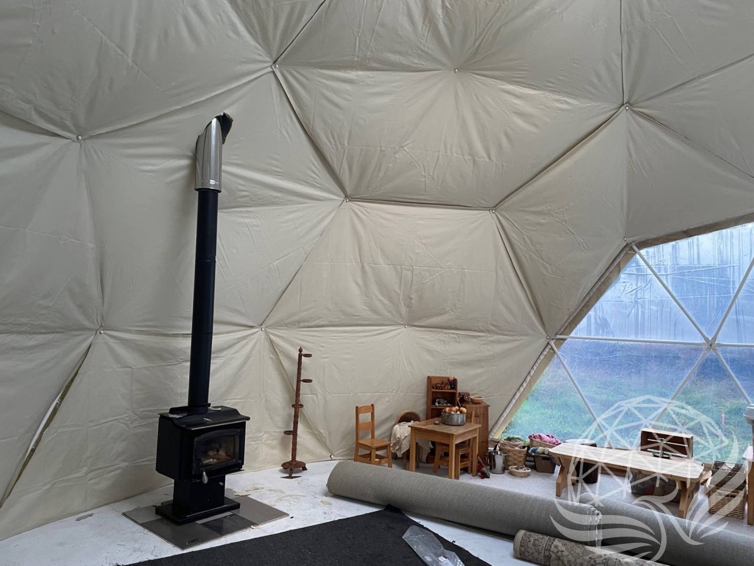 26ft / 8m / 520 sqft All Season Glamping Dome