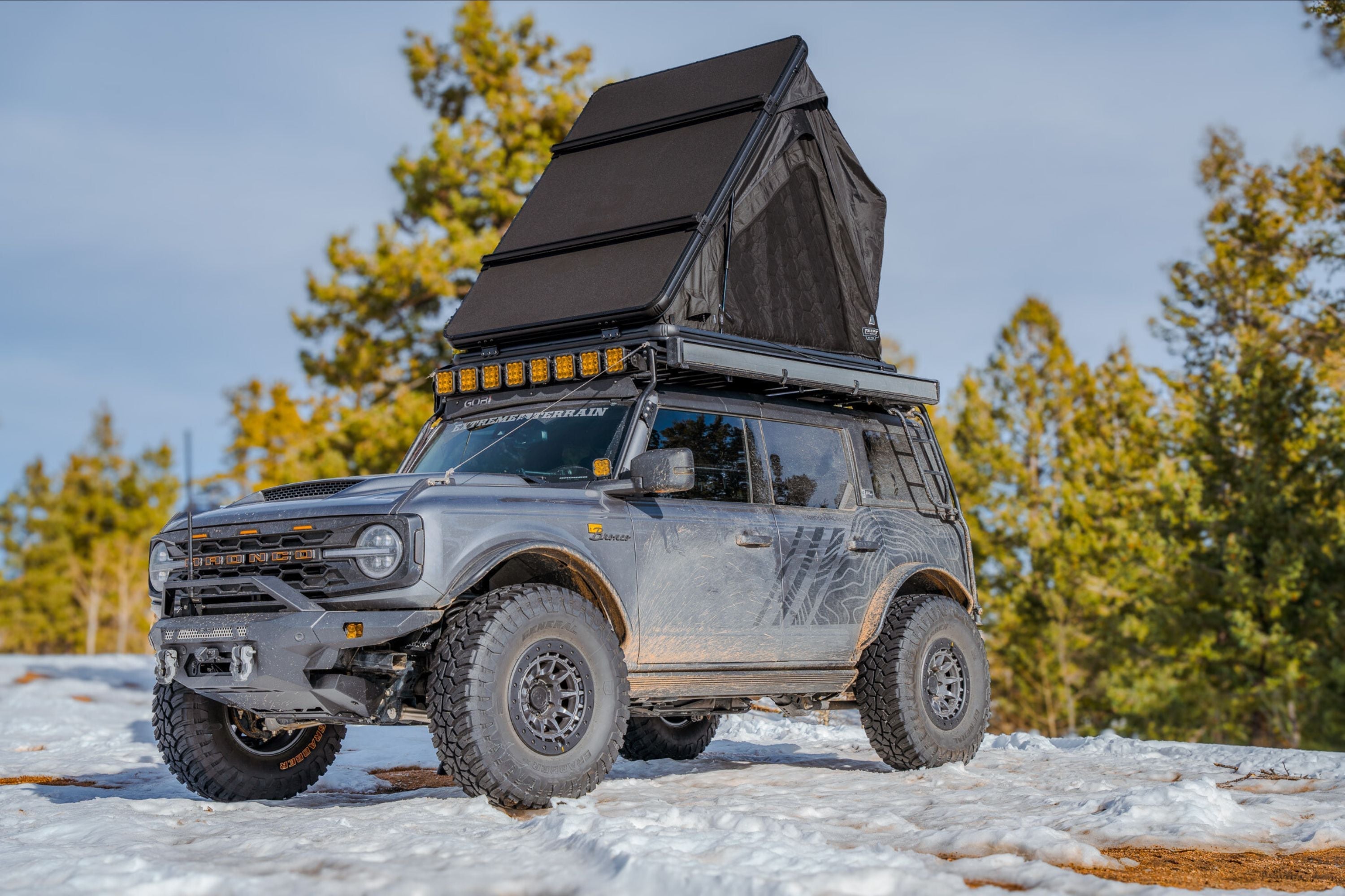 Aspen Lite XL – Compact Hard Shell Rooftop Tent (Sleeps 2–3, Best for Campers Under 6′)