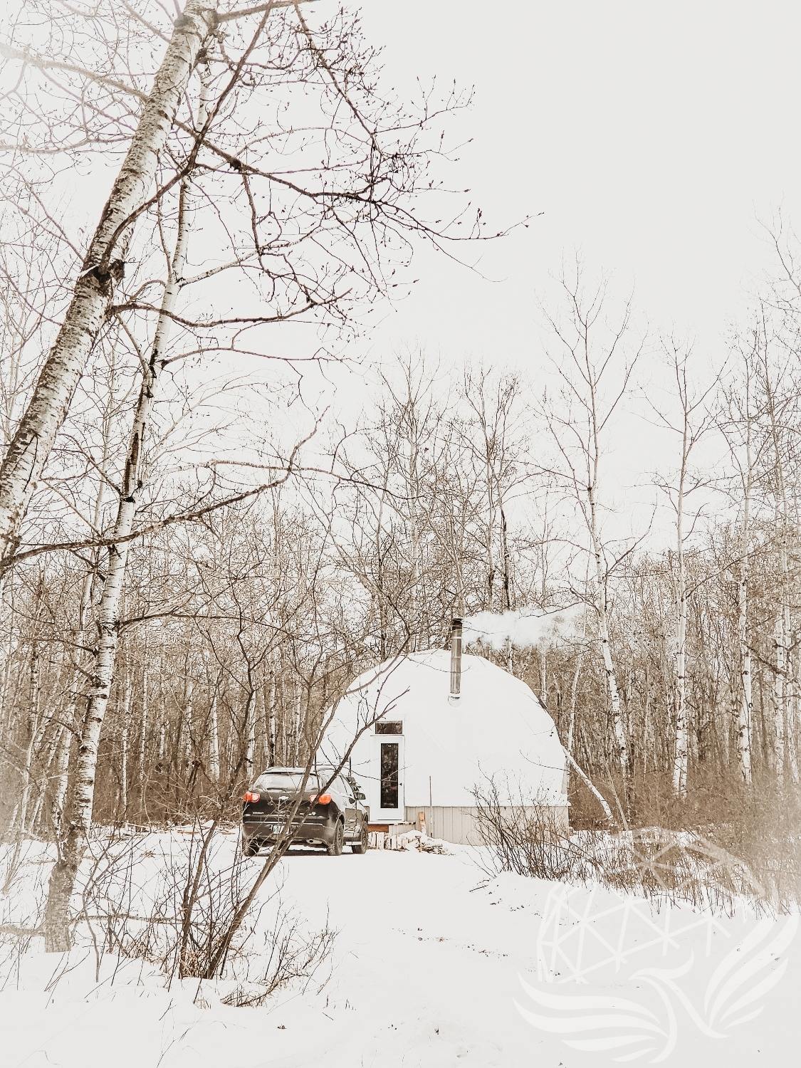 23 ft / 7m / 400 sqft All Season Glamping Dome