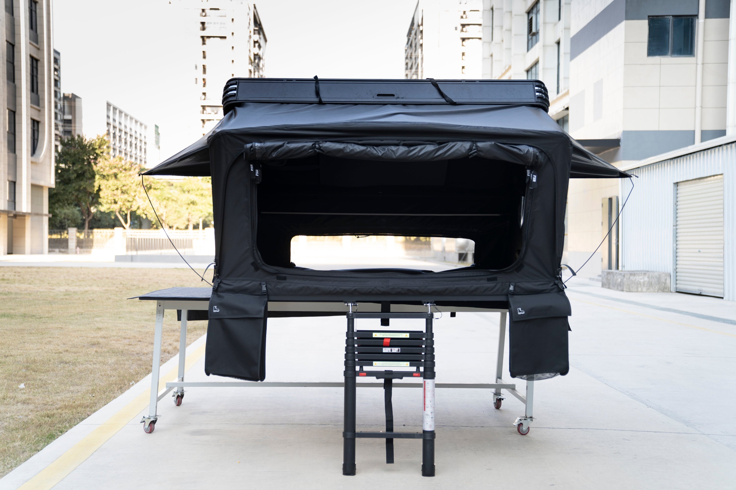 Kali King - Hard Shell Rooftop Tent (Sleeps 2-3)