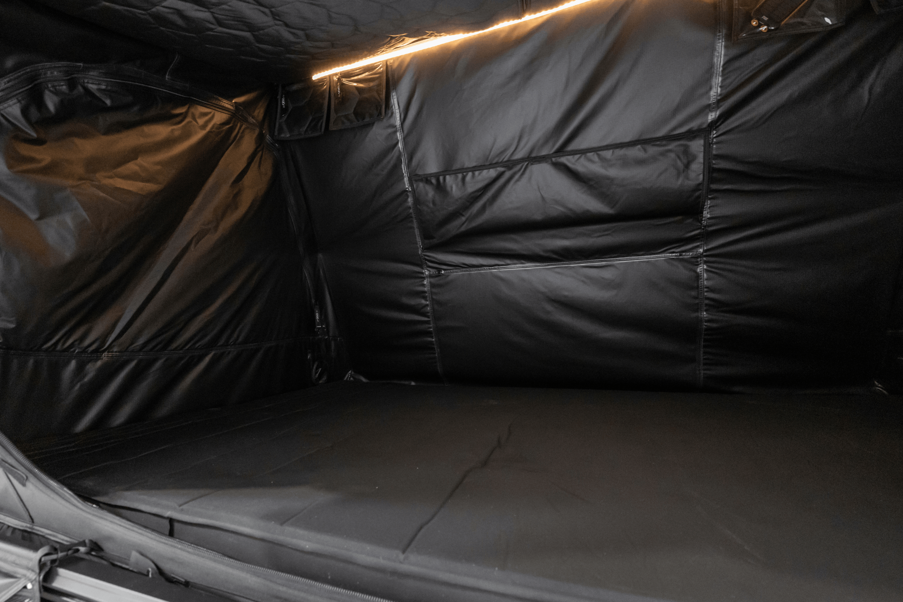 Odyssey V2 XL - Hard Shell Rooftop Tent (Sleeps 2-3)