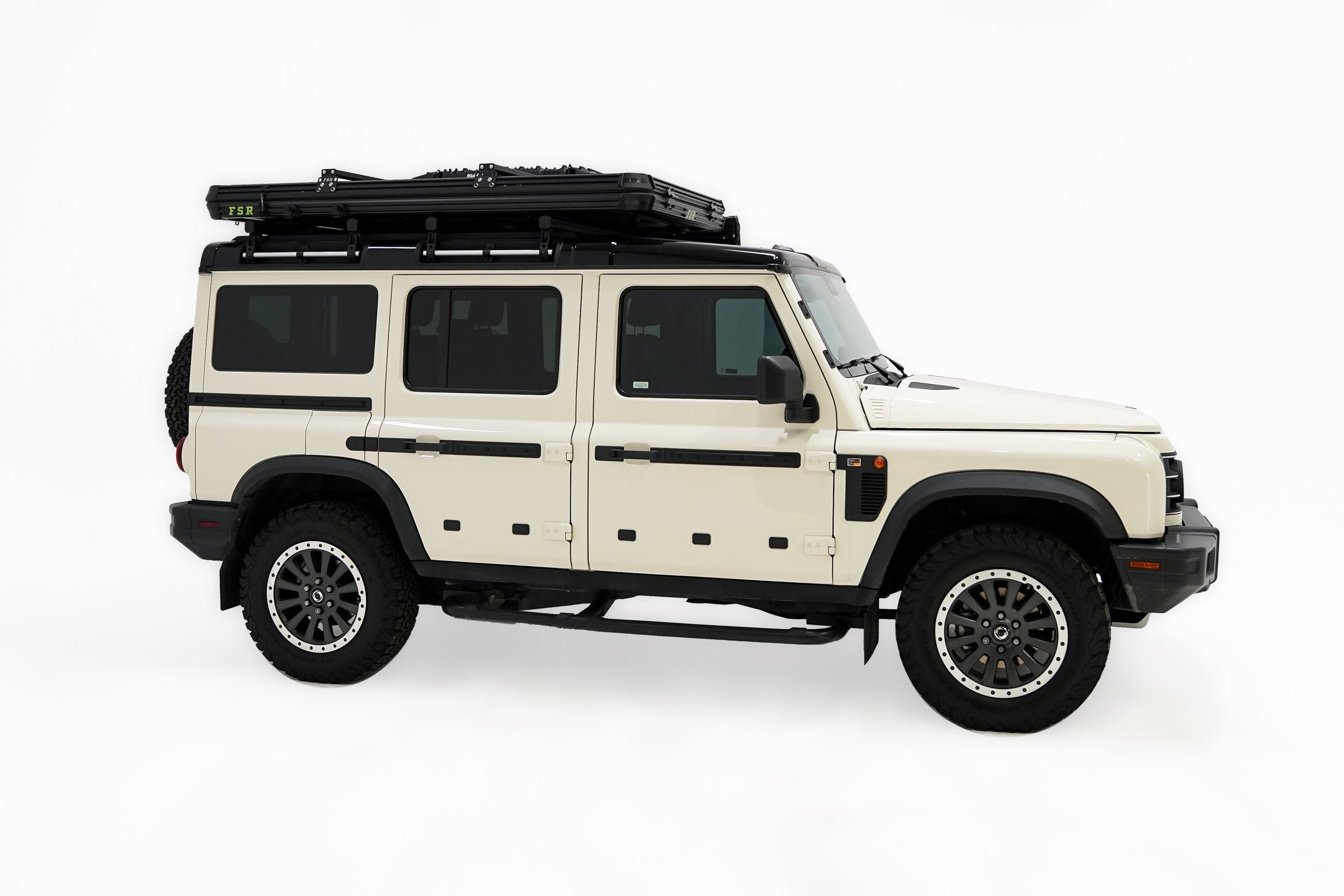 Aspen V2 XL - Hard Shell Rooftop Tent (Sleeps 2-3)