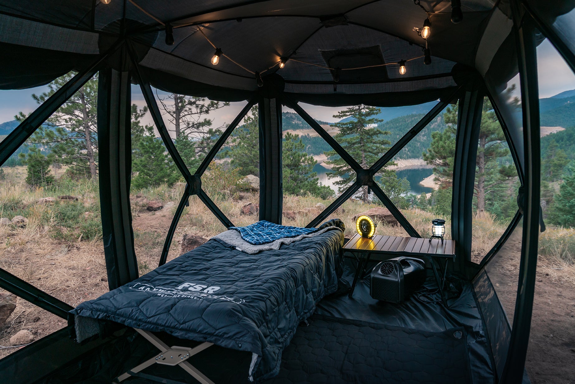 FreeSpirit Hub 4 Double Ground Tent (Sleeps 4-8 Campers)