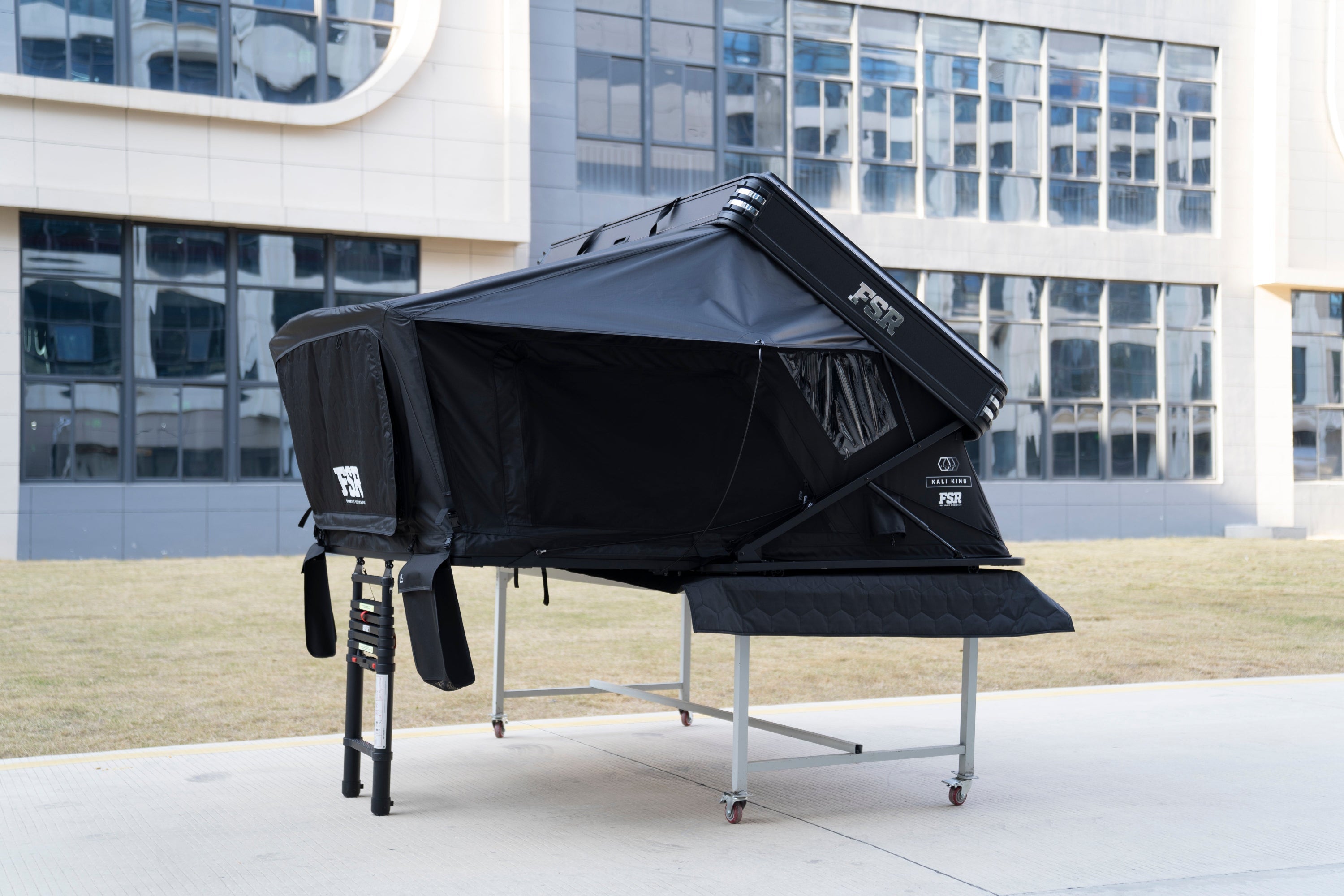 Kali King - Hard Shell Rooftop Tent (Sleeps 2-3)
