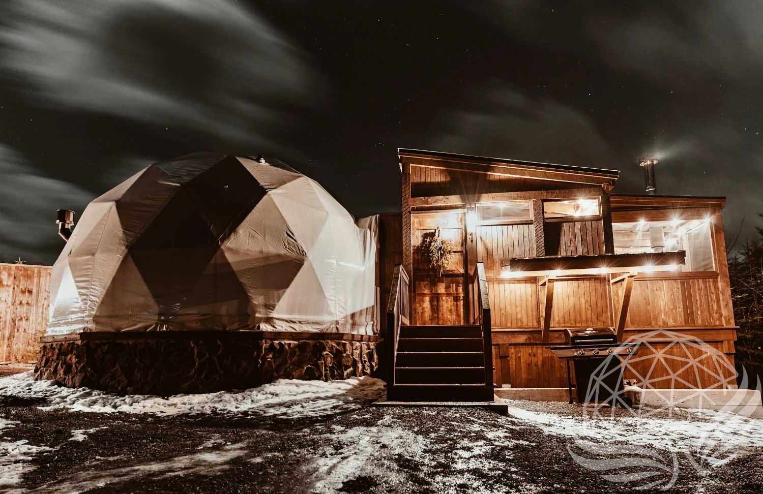 20ft / 6m / 290sqft All Season Glamping Dome